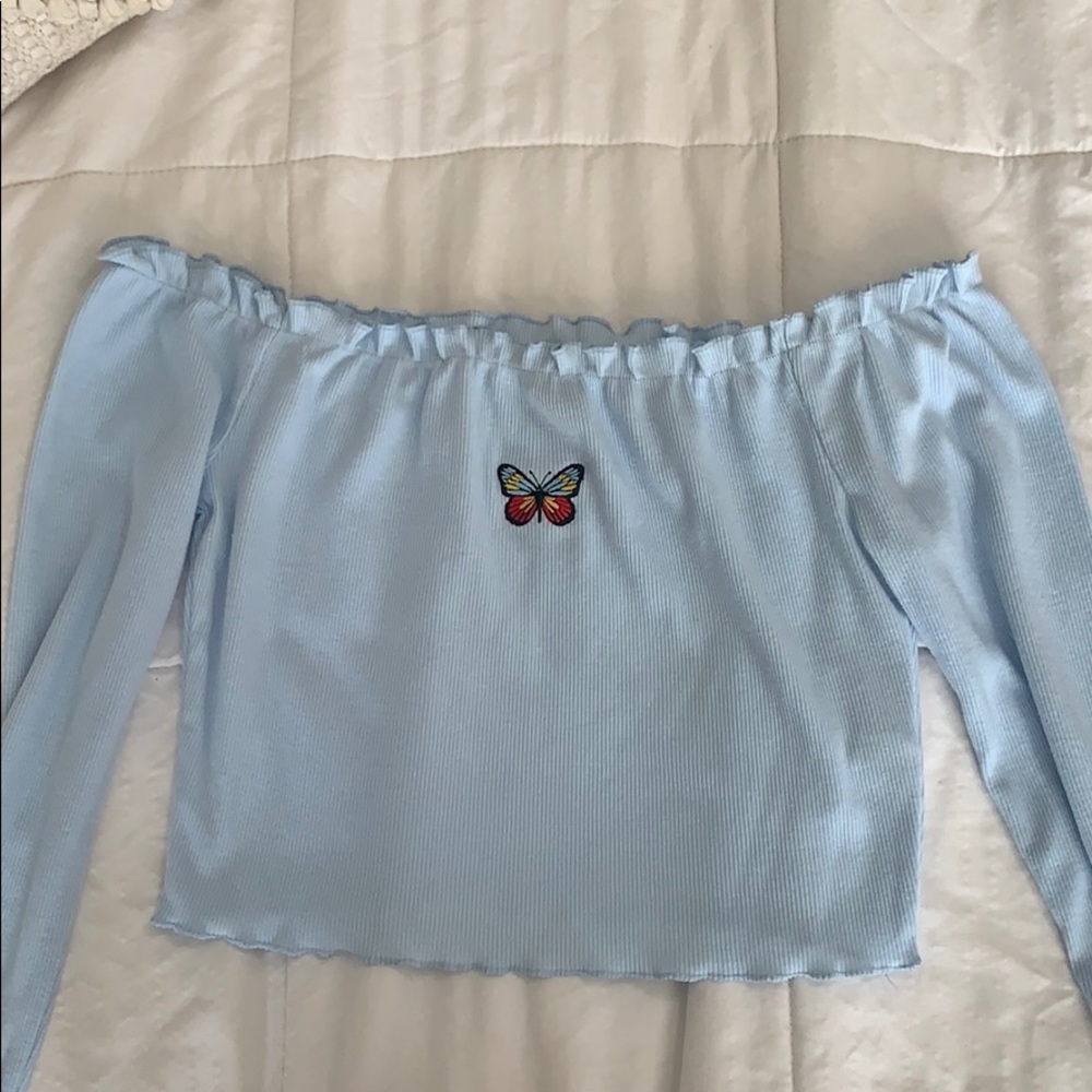 Light blue lettuce edge butterfly top
